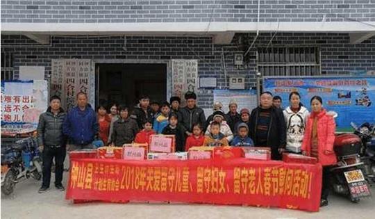 农村人好消息!国家将帮忙看护农村老人,放心打工挣钱