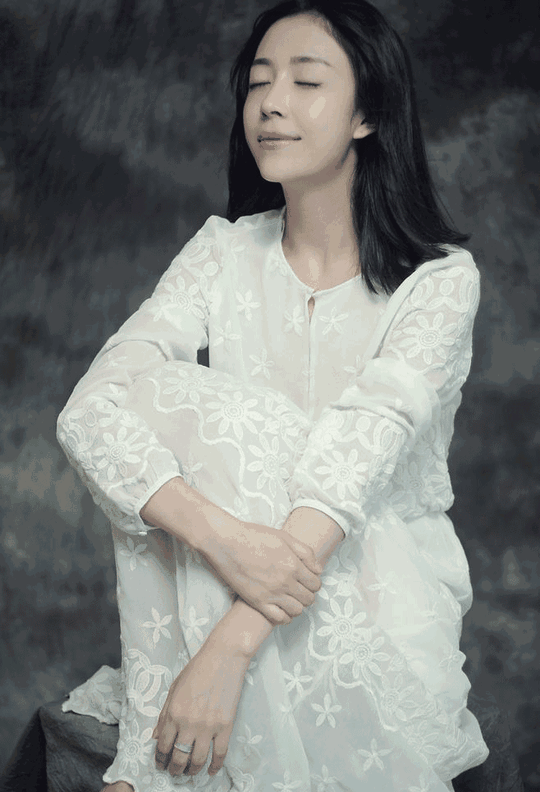厉害了,东英国际强强联手嘉域祥美打造裸妆完美女人,你造吗?