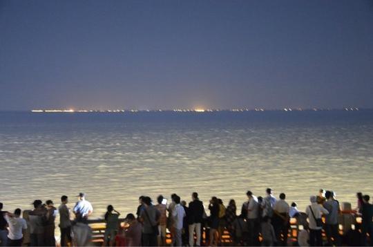 2013中秋海宁盐官观钱塘潮(一)