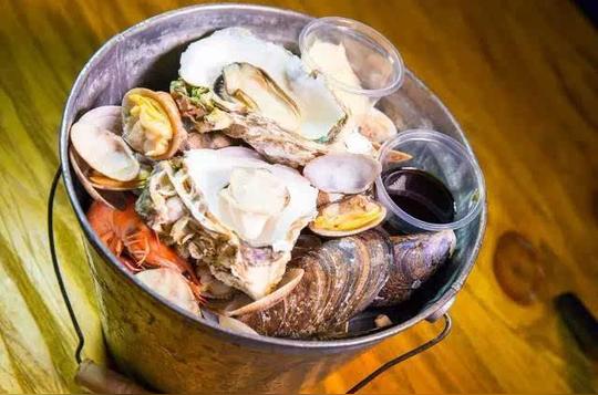 红透江南西后,这家无餐具海洋餐厅杀到正佳了!开业三天统统5折!