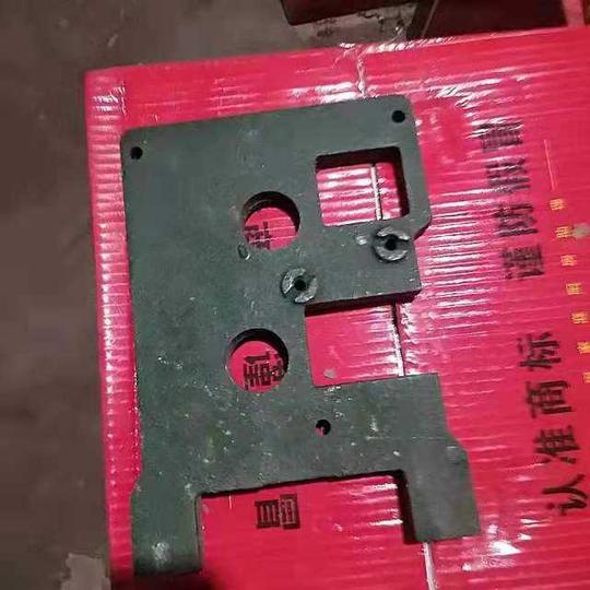 新品波光牌新款绿色电动160180200型耐用压面机左右铸铁墙板原装