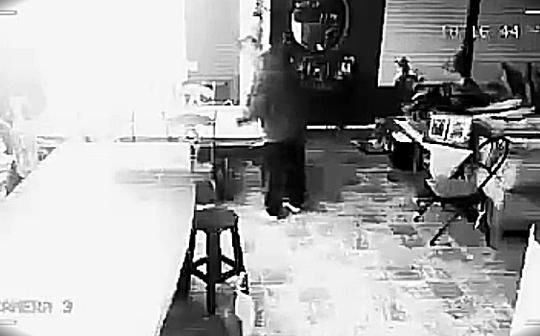 恐怖短视频，吓死人不偿命。