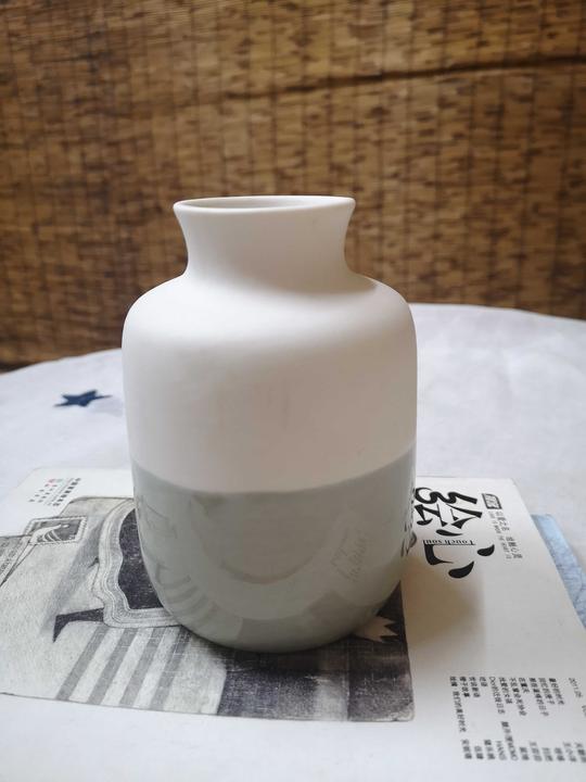 出口欧美瓷器外贸陶瓷工艺品陶瓷花插瓶哑光灰色玻璃釉冰裂纹