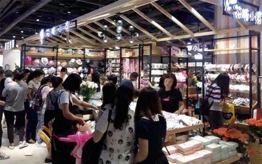 奔走相告!漳州万达广场要开妈妈集市，妈妈们赶快来这里创业!