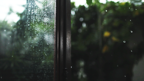 秋天下雨凄凉伤感图片