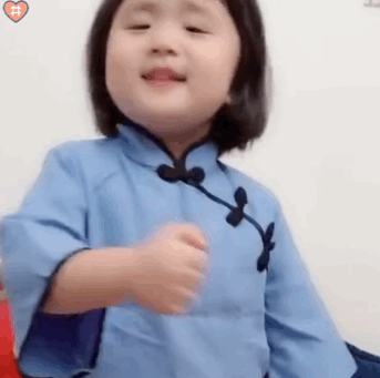 萌娃小手比心特效表情可爱