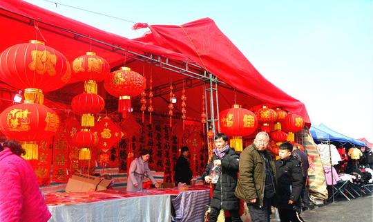 过年农村做什么小生意好(春节间靠卖春联狂赚4万)