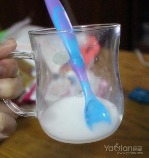 宝宝几岁可以开始喝鲜奶崔玉涛
