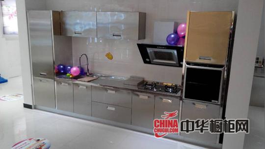 愿和美家白金厨柜洛宁旗舰店财源广进,生意兴隆,大展宏图!