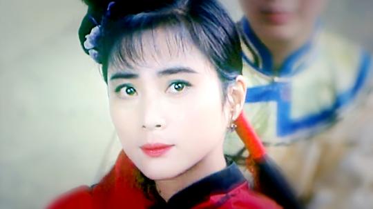 李玲玉《美人吟》配上其第一部主演电影，勾起多少青春回忆?