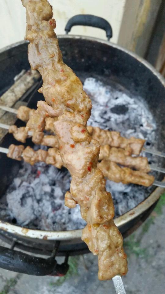 俏妞家~农村自制烧烤炉,巨实惠
