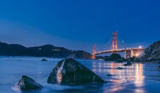 什么是蓝色小时摄影，蓝色小时摄影助你拍出惊人的蓝色城市风景