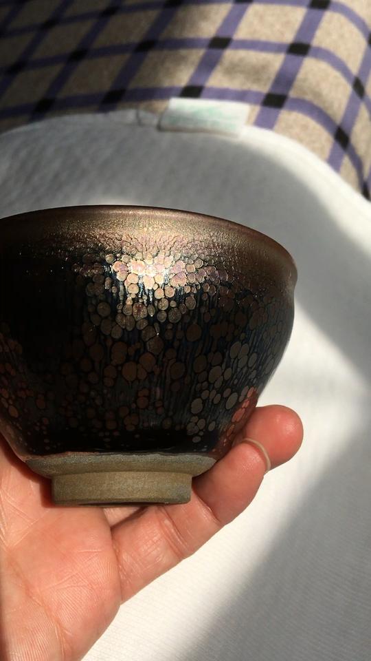 建盏电烧，刘学明师傅电烧作品，黑底银滴粉彩口沿，口径8.8×
