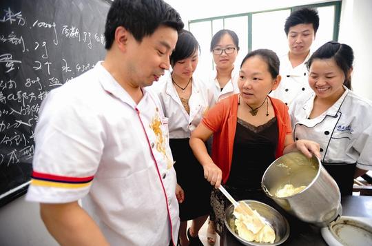 图文大学老师辞职创业教烘焙荆楚网www.cn