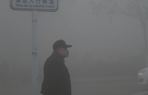 特强浓雾能见度低