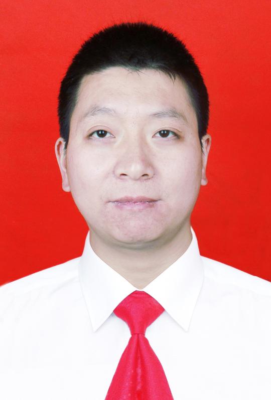 副局长李明猛