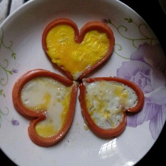 梨雪的爱心火腿煎蛋做法的学习成果照_豆果美食