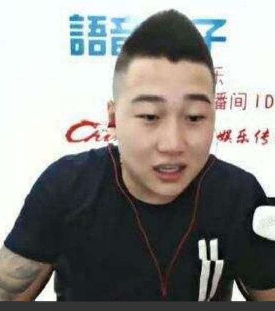 快手上四大巅峰主播被指忘恩负义，牌牌琦和两亿主播骚白上榜!