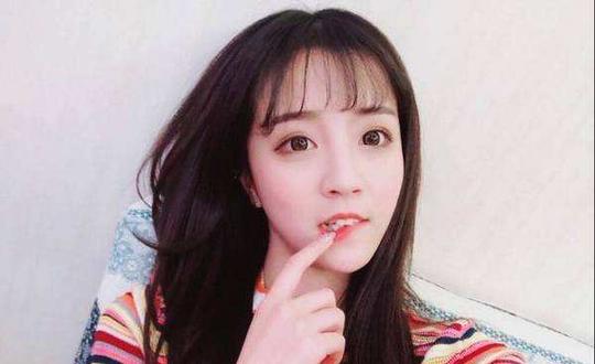 抖音一姐莉哥原是快手主播,卖东西被封号.拜师二驴同样被拒绝!