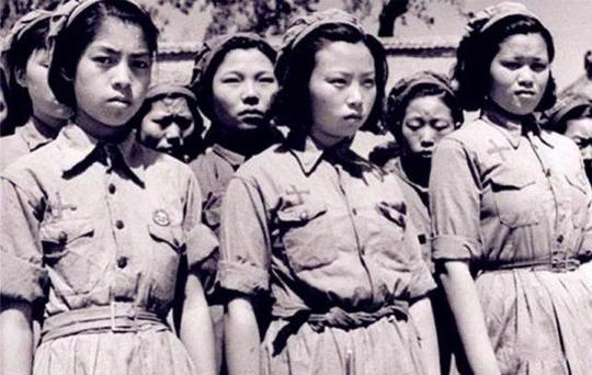 图:抗战中奔赴前线的卫生兵据村民大姐的孙女陈开灵回忆,战乱期间