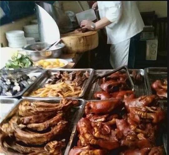这就是真实!二七卤味熟食加盟店:卤水怎么变成老卤水