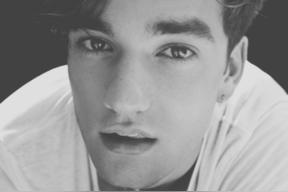 杰克逊&middot;怀特