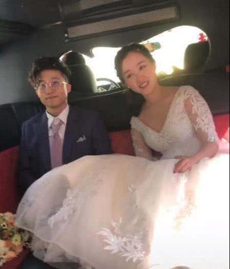 抖音“最火婚礼”，新郎新娘撞脸张一山杨紫，网友:是真的就好了
