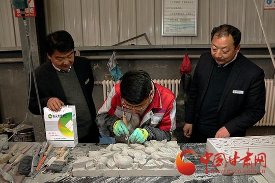 甘肃农信以支持贫困户抓创业,育产业,促增收为目标,精准对接地方扶贫