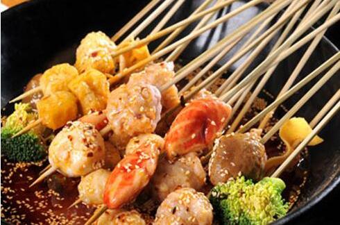 串串香生意好做吗盅中签串串香受欢迎不