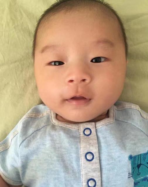 宝宝吃奶后肚子里响怎么回事