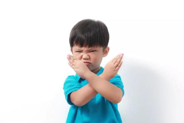 孩子两岁逆反期怎么办