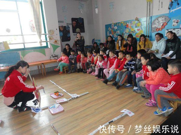 怎么判断孩子穿的衣服暖不暖和