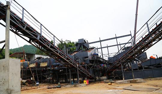 创业嘉陵江边----南部县盘龙建材厂开业小记