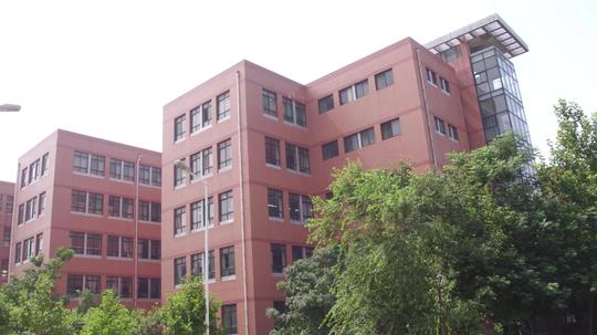 山东建筑大学地拍校园空境_3840x2160_高清视频素材