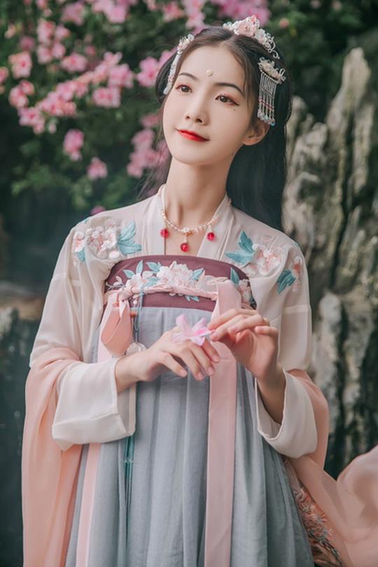 新款汉服女樱花超仙气飘逸中国风改良齐胸襦裙古装学生古风女装