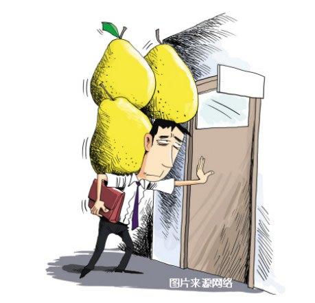 年轻人该不该过度透支消费不存钱