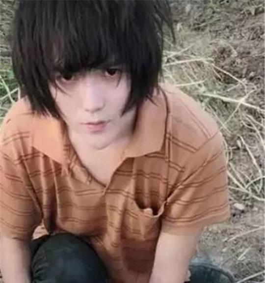 抖音最神秘的杀马特,被称盛世美颜,网友,流落民间的王子_新浪看点