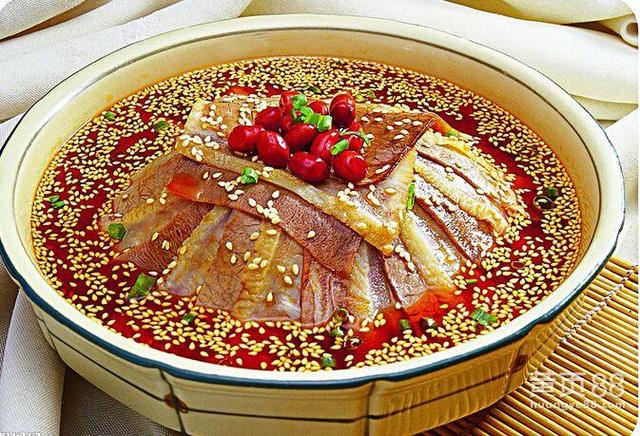 现在正宗的夫妻肺片里有肺片吗?