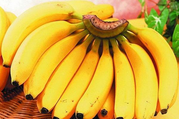 咳嗽发炎可以吃香蕉吗 咳嗽喉咙发炎可以吃香蕉吗