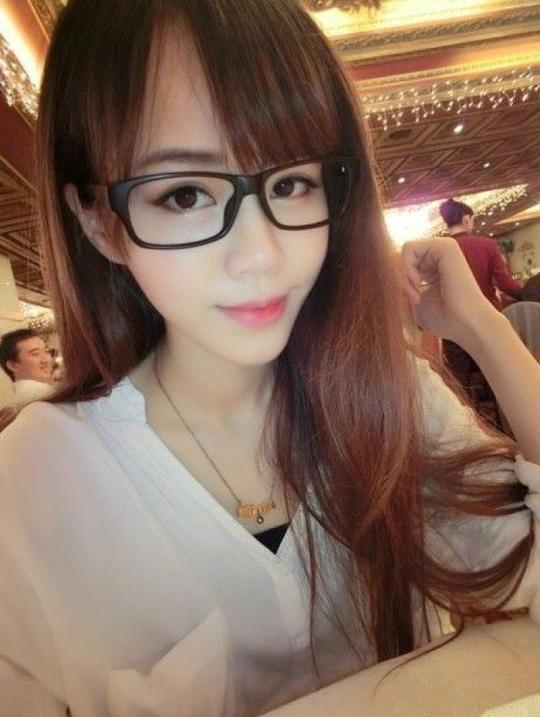 完美非主流少女高清qq真人秀素材_随便吧