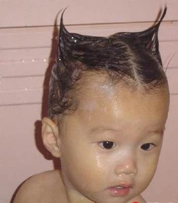 [真人爆笑]07年最酷儿童发型