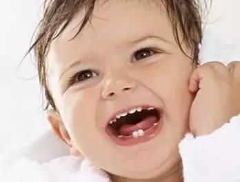 宝宝长牙要怎么护理