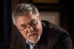 布鲁斯·麦克吉尔