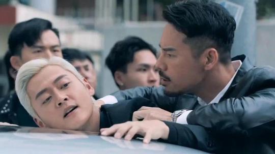 tvb新剧《反黑路人甲》才播了5集，大家就在猜最终boss是谁了？