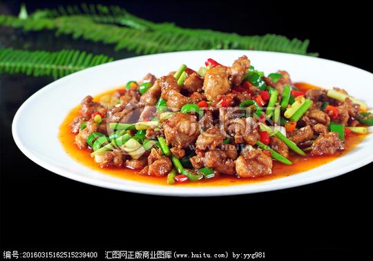 查看相似图收藏举报>炒兔兔肉小炒美食菜品热菜尖椒兔炒野兔小