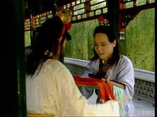 红楼一梦|怡红院内,袭人就是"大老虎"?