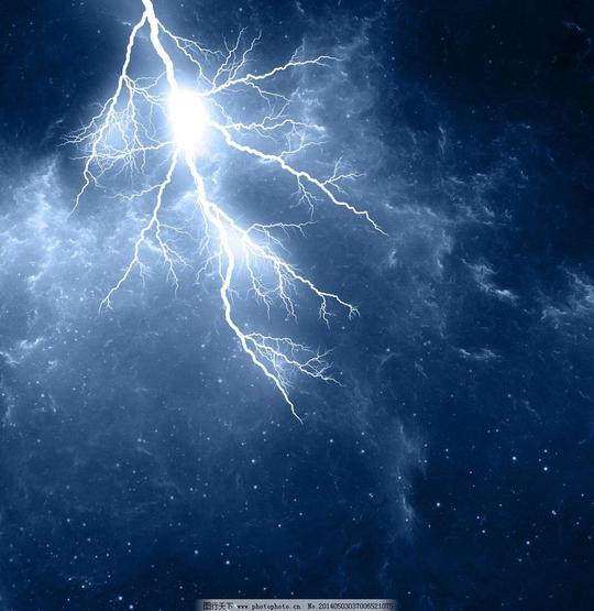 闪电打雷闪电打雷电闪暴风雨电闪雷鸣恶劣天气生活素材生活