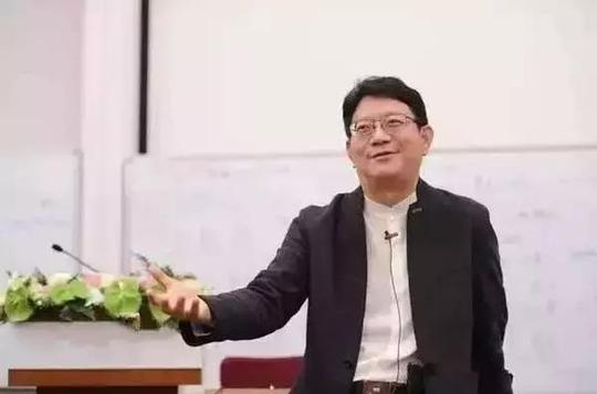 湖畔大学曾鸣创业如何度过最艰难的0到0.1