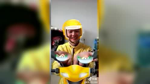 美团骑手短视频特效来袭，抖音正能量骑手k哥玩嗨了!