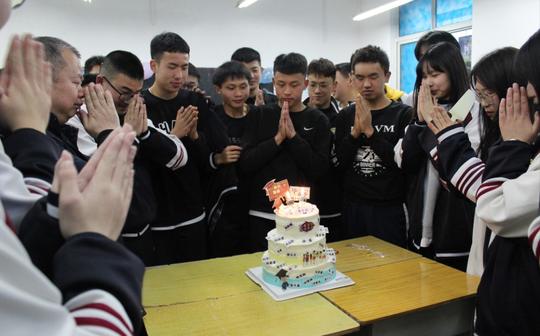 【崇职18计3毕业纪念视频】
